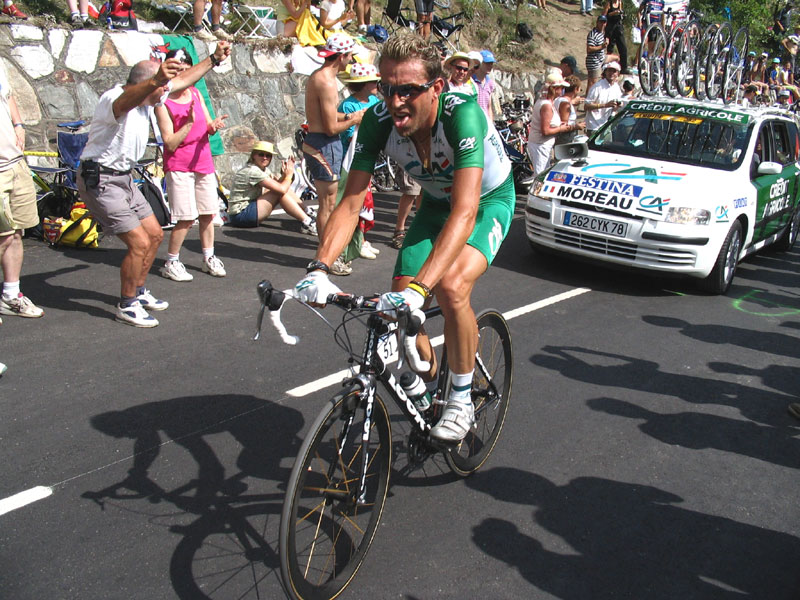 16h42 - Christophe Moreau, Crédit Agricole (Tour de France à l'Alpe d'Huez (2004 - CLMI))